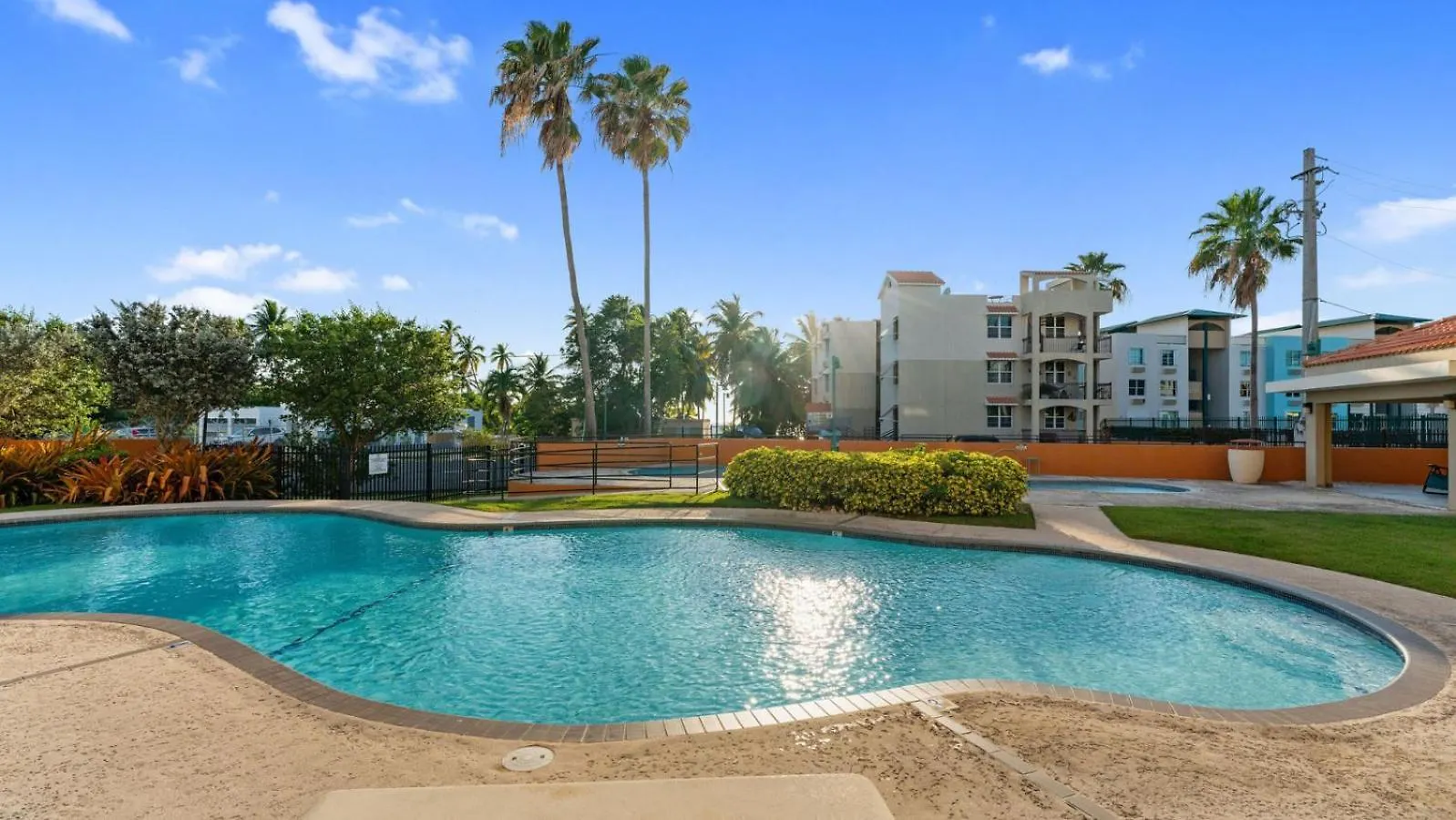 Contatti di Beach Access Apartment At Bahia Serena 104